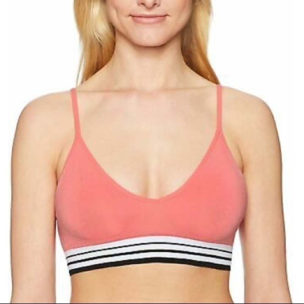 Final Price. Peachy Pink Sports Bra With Removable Pads! Size S